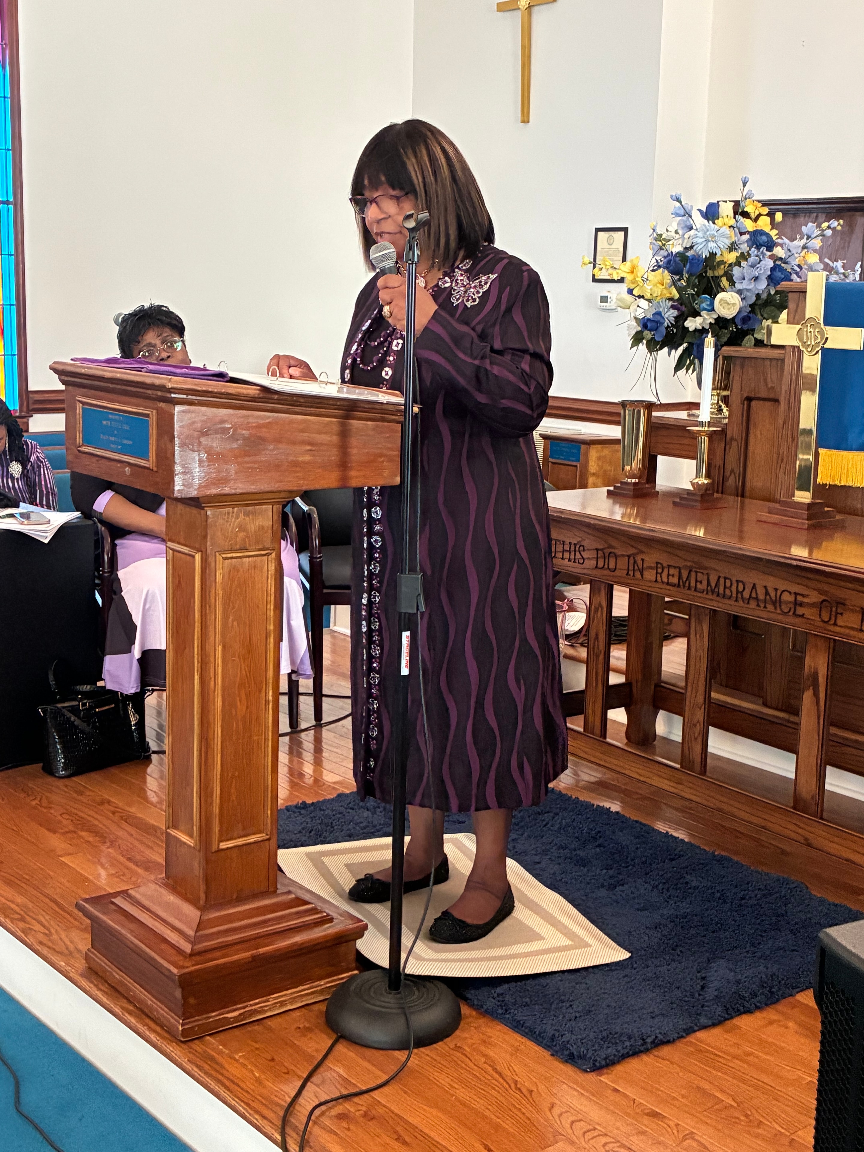 Church community moment at House of Another Chance COGIC